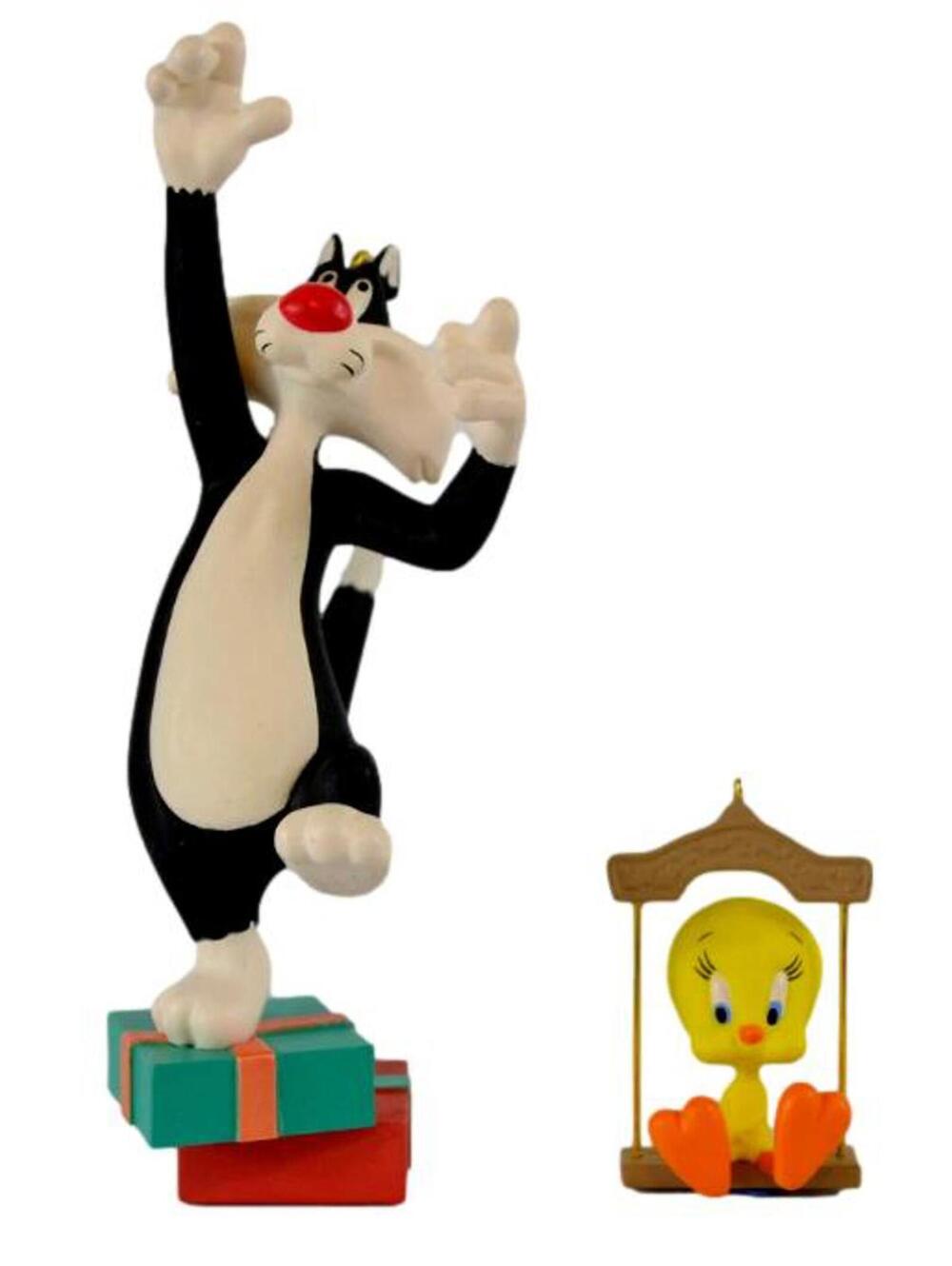 Hallmark Keepsake Ornament Sylvester and Tweety Hang-Togethers QX5017